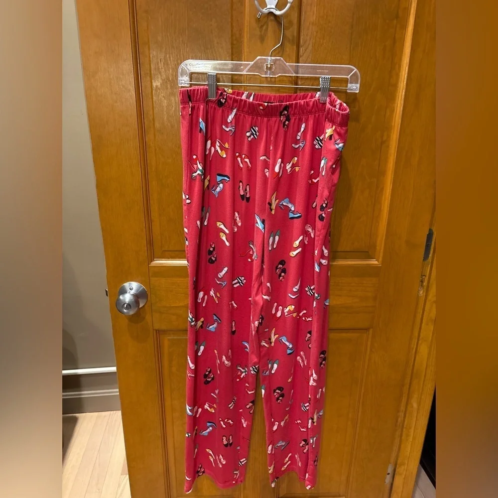 Kate Spade Women’s 2 Piece Pajama Set in Party Shoe Print Size 1X